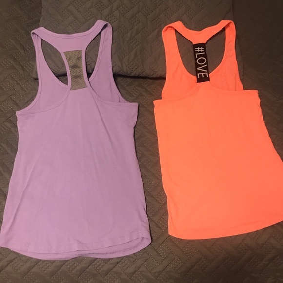 Two gently warn tank tops. S - Picture 4 of 4
